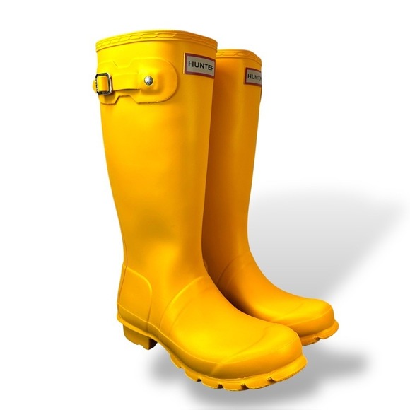 Hunter Kids Yellow Gloss Rain Boots 5 Girl / 4 Boy Classic Waterproof - Picture 1 of 8